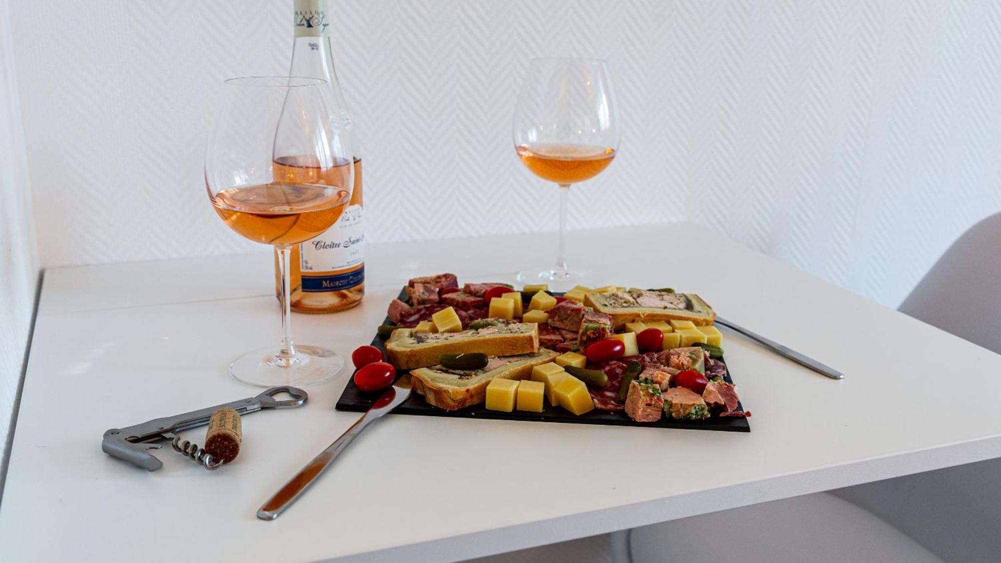 L Appart De Lilou : Paisible / Confort /Proche Centre Ville 第戎 外观 照片