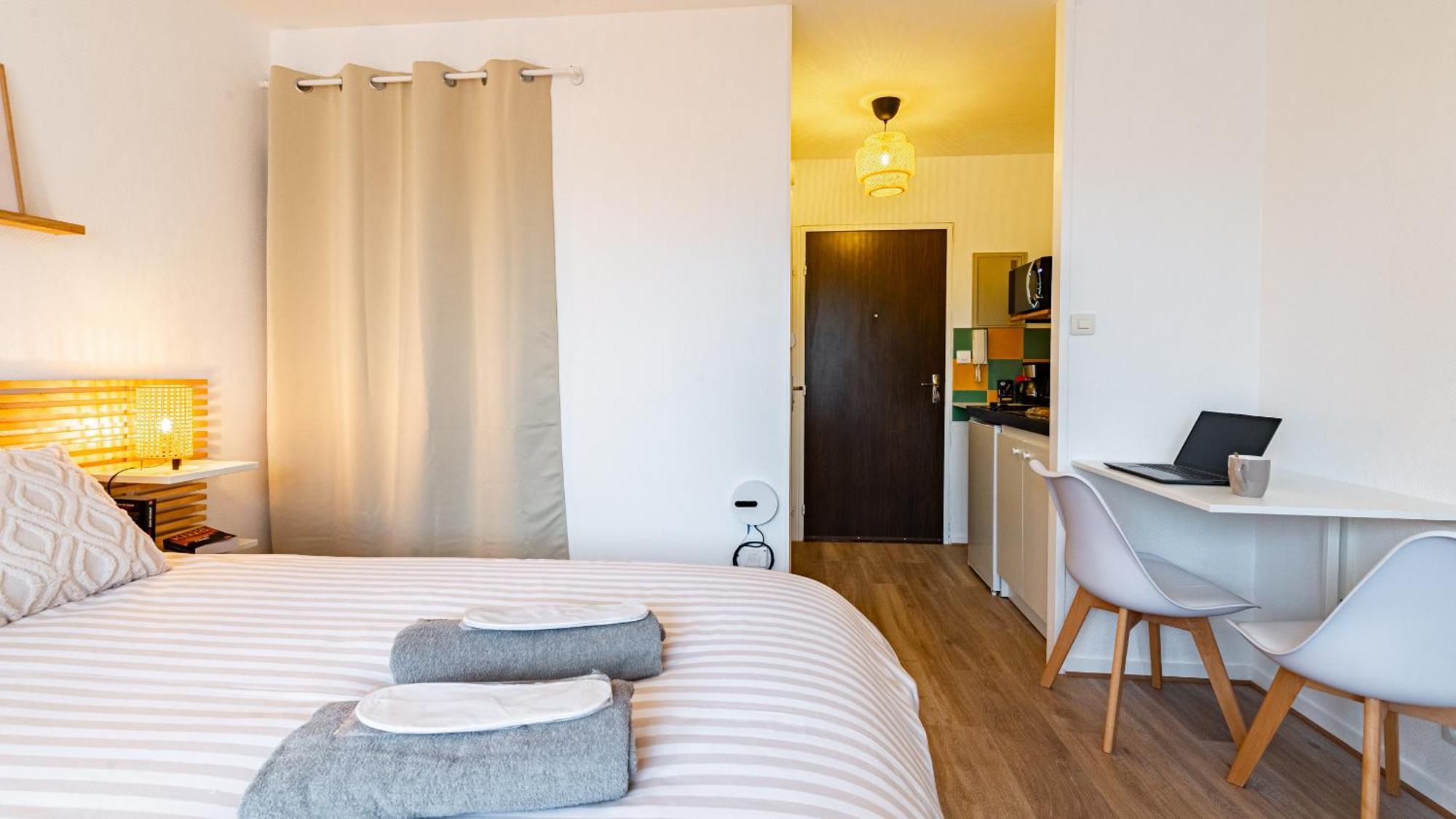 L Appart De Lilou : Paisible / Confort /Proche Centre Ville 第戎 外观 照片